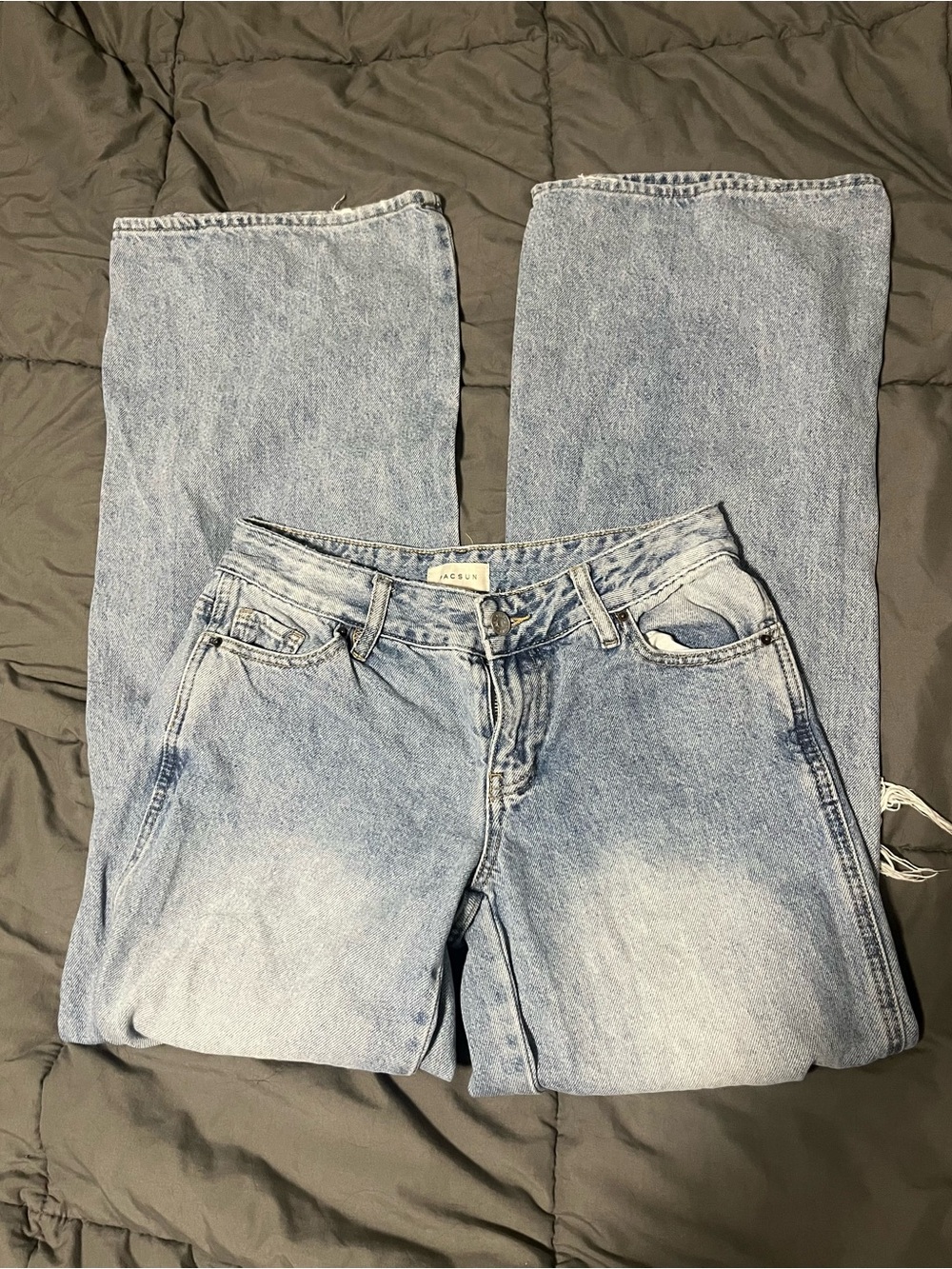 PacSun Low Rise Baggy Distressed Jeans Size 24